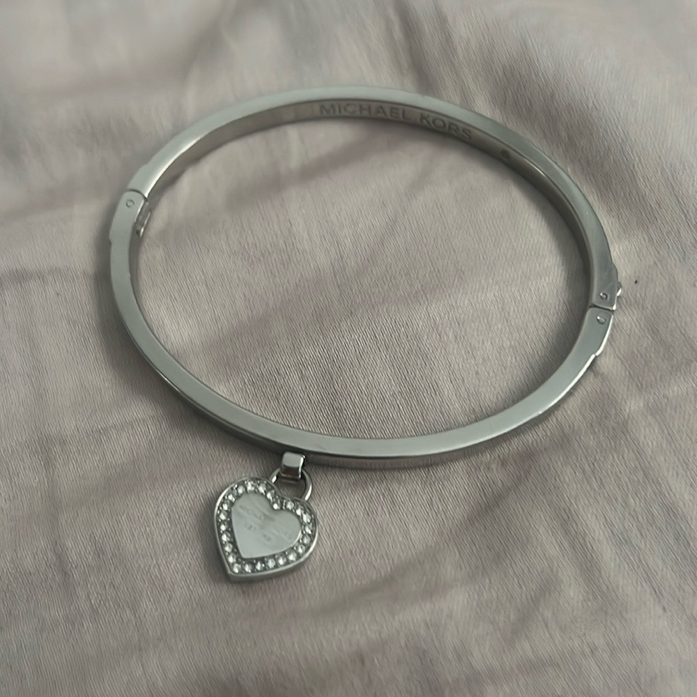 COPY - Michael Kors heart bracelet